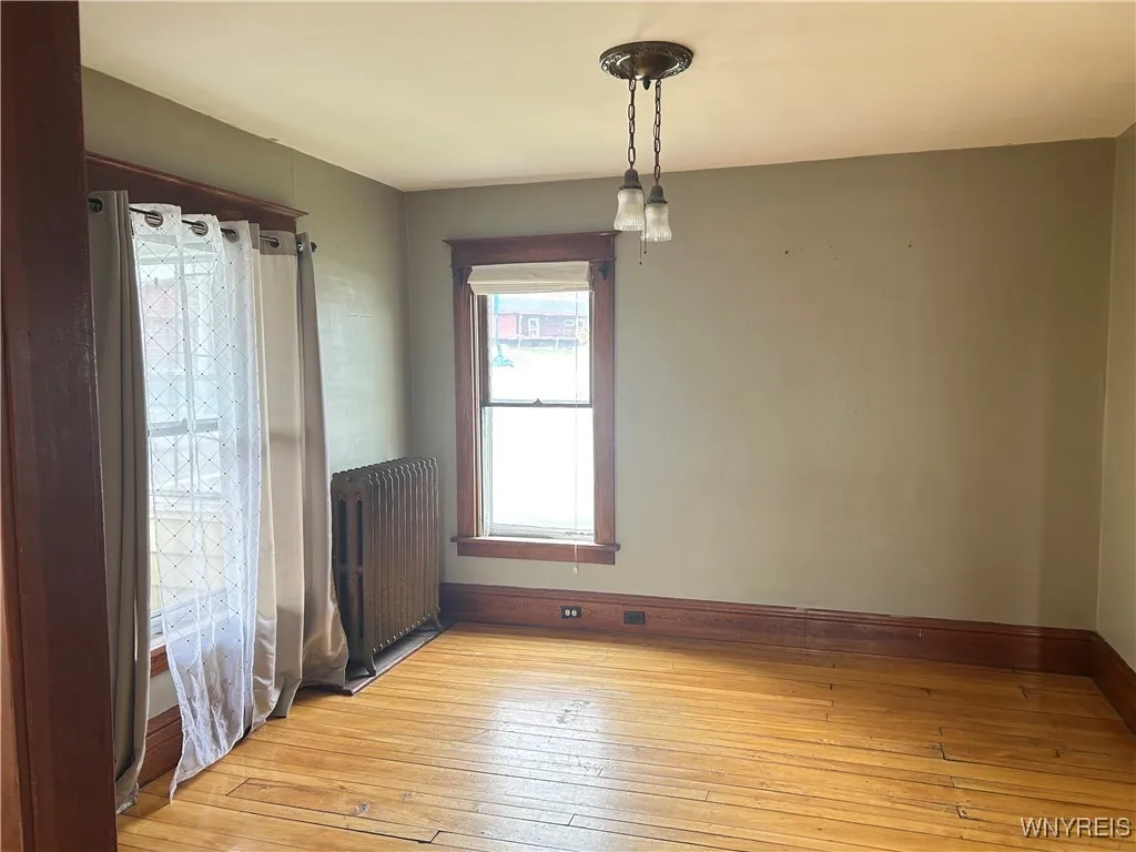 12 West Ave, Attica, New York 14011, Attica, New York 14011, 4 Bedrooms Bedrooms, 11 Rooms Rooms,1 BathroomBathrooms,Residential,For Sale,12 West Ave, Attica, New York 14011,B1598767