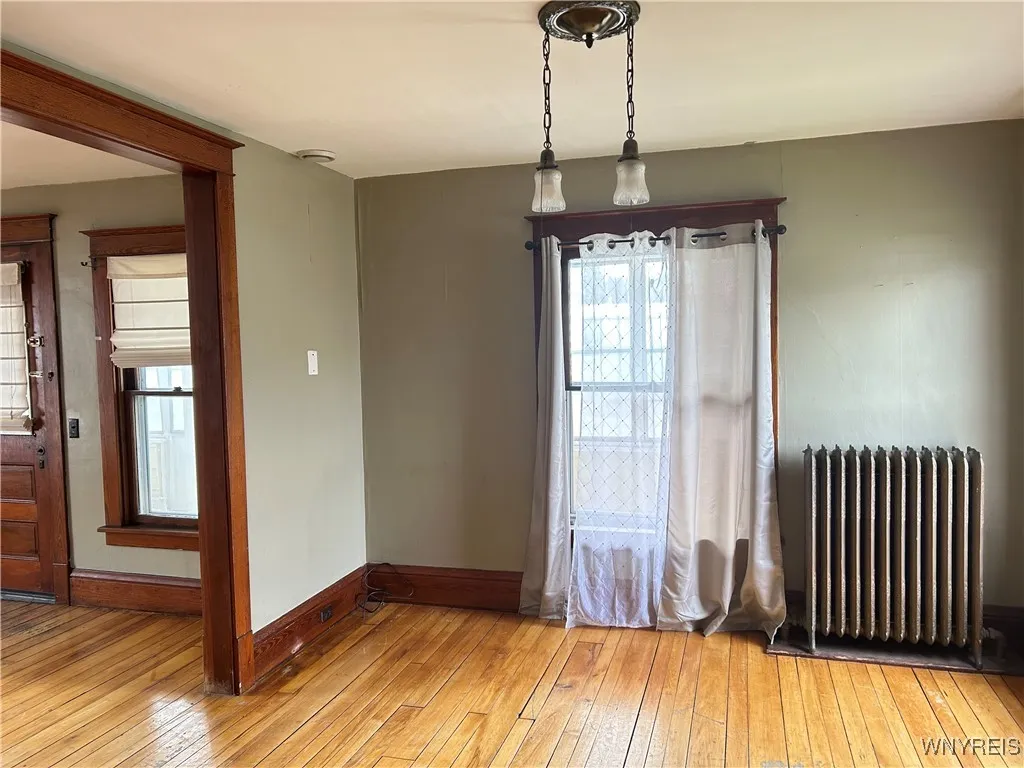 12 West Ave, Attica, New York 14011, Attica, New York 14011, 4 Bedrooms Bedrooms, 11 Rooms Rooms,1 BathroomBathrooms,Residential,For Sale,12 West Ave, Attica, New York 14011,B1598767