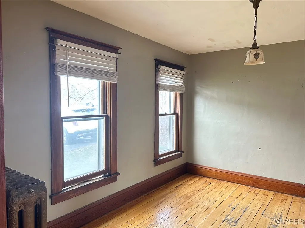 12 West Ave, Attica, New York 14011, Attica, New York 14011, 4 Bedrooms Bedrooms, 11 Rooms Rooms,1 BathroomBathrooms,Residential,For Sale,12 West Ave, Attica, New York 14011,B1598767