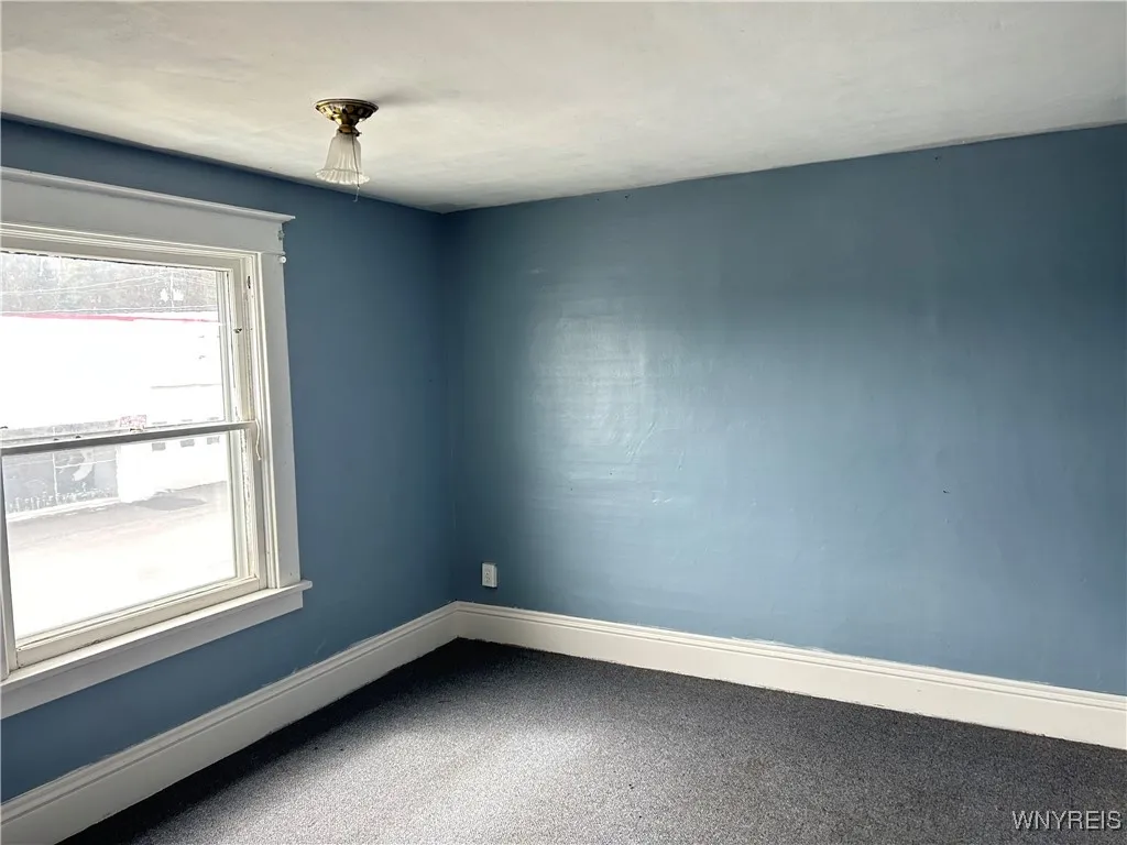 12 West Ave, Attica, New York 14011, Attica, New York 14011, 4 Bedrooms Bedrooms, 11 Rooms Rooms,1 BathroomBathrooms,Residential,For Sale,12 West Ave, Attica, New York 14011,B1598767