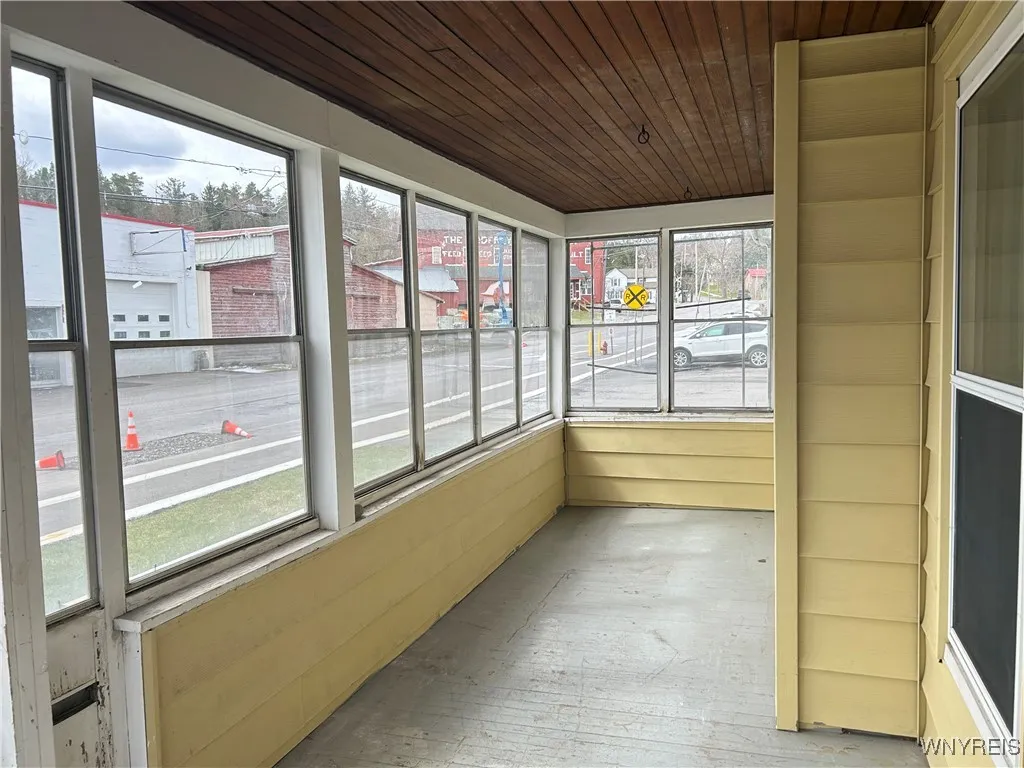 12 West Ave, Attica, New York 14011, Attica, New York 14011, 4 Bedrooms Bedrooms, 11 Rooms Rooms,1 BathroomBathrooms,Residential,For Sale,12 West Ave, Attica, New York 14011,B1598767