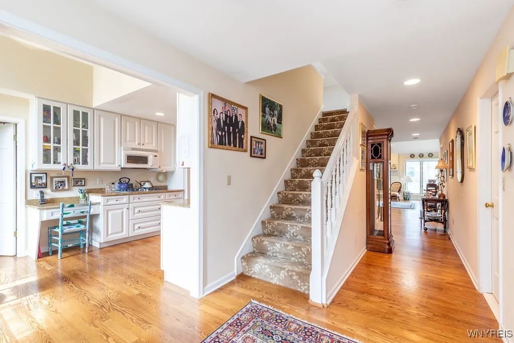 101 Hidden Ridge Common, Amherst, New York 14221, Amherst, New York 14221, 2 Bedrooms Bedrooms, 6 Rooms Rooms,2 BathroomsBathrooms,Residential,Closed,101 Hidden Ridge Common, Amherst, New York 14221,0,B1598866