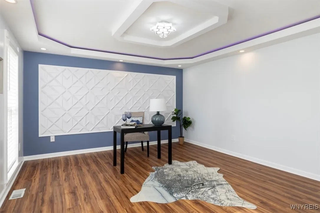 Den/living room