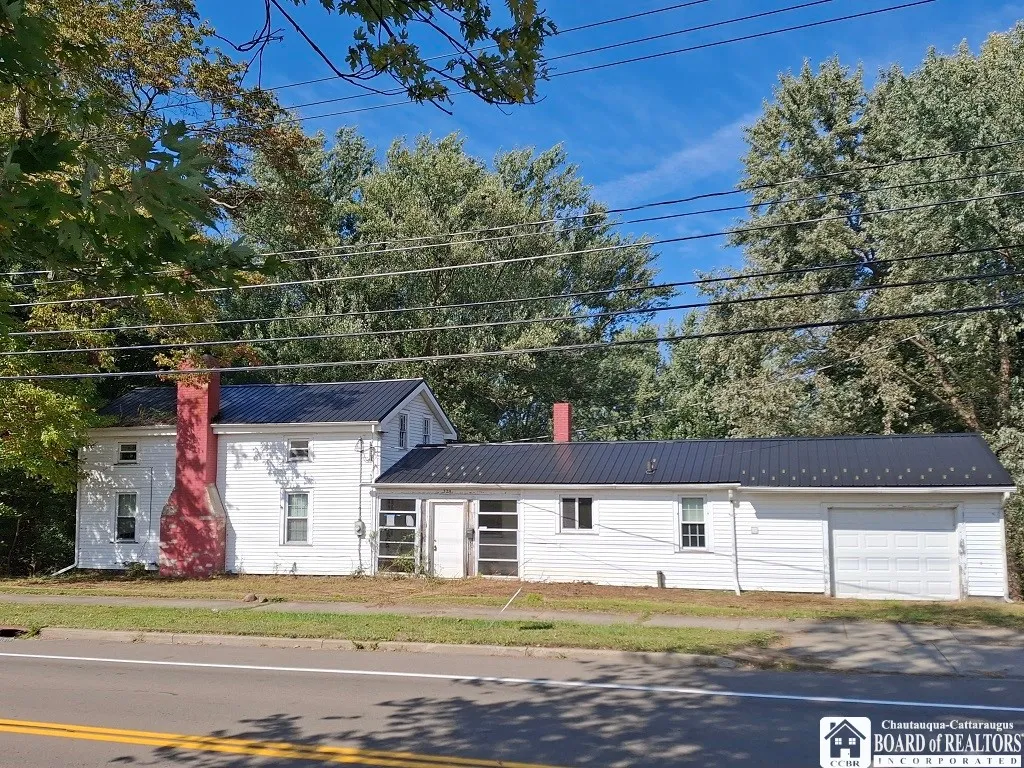329 East Main Street, Westfield, New York 14787, Westfield, New York 14787, 4 Bedrooms Bedrooms, 8 Rooms Rooms,1 BathroomBathrooms,Residential,Closed,329 East Main Street, Westfield, New York 14787,0,R1598873