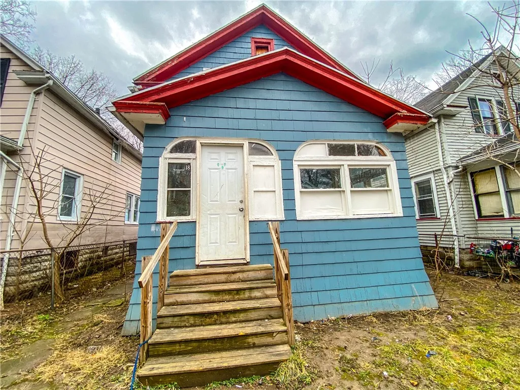 18 Superior Terrace, Rochester, New York 14611, Rochester, New York 14611, 3 Bedrooms Bedrooms, 6 Rooms Rooms,1 BathroomBathrooms,Residential,Closed,18 Superior Terrace, Rochester, New York 14611,0,R1598881