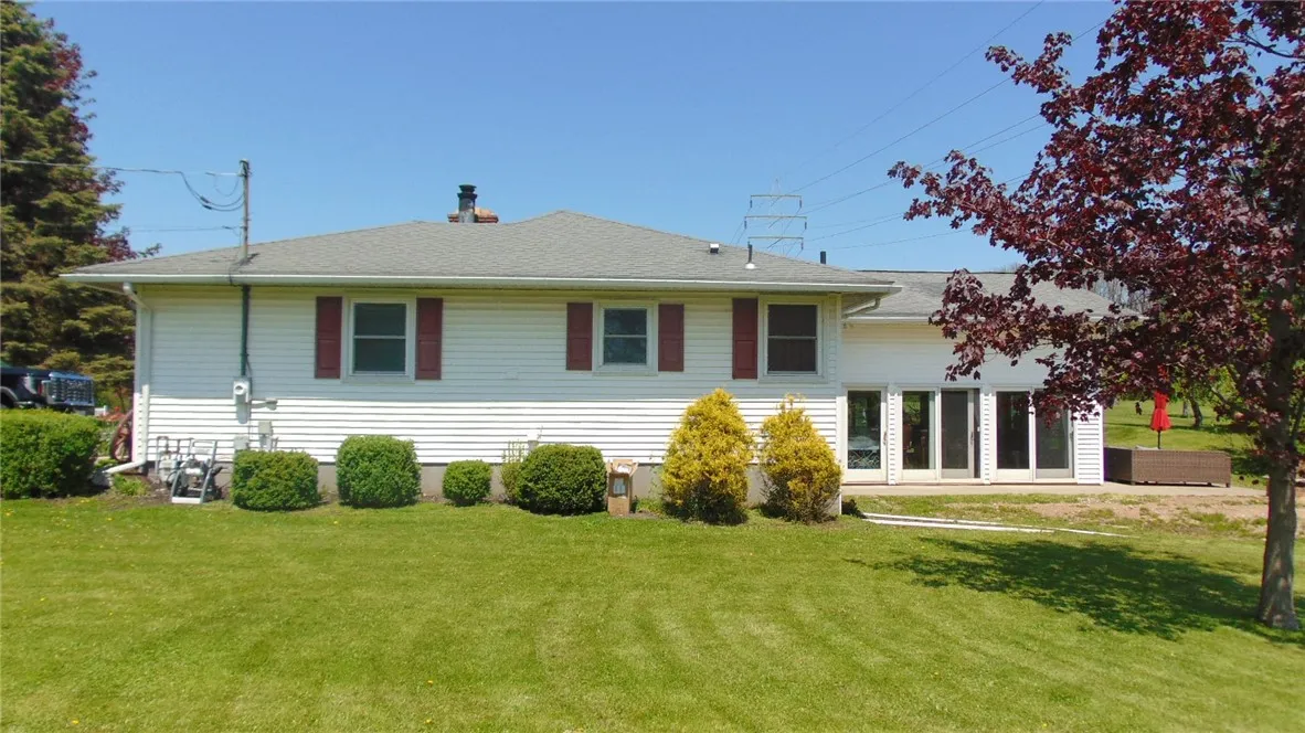 3057 North Genesee Street, Geneva Town, New York 1, Geneva Town, New York 14456, 2 Bedrooms Bedrooms, 8 Rooms Rooms,2 BathroomsBathrooms,Residential,For Sale,3057 North Genesee Street, Geneva Town, New York 1,R1598742