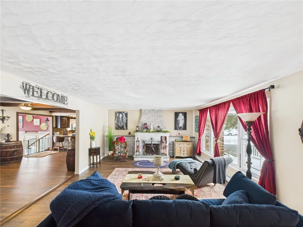 3057 North Genesee Street, Geneva Town, New York 1, Geneva Town, New York 14456, 2 Bedrooms Bedrooms, 8 Rooms Rooms,2 BathroomsBathrooms,Residential,For Sale,3057 North Genesee Street, Geneva Town, New York 1,R1598742