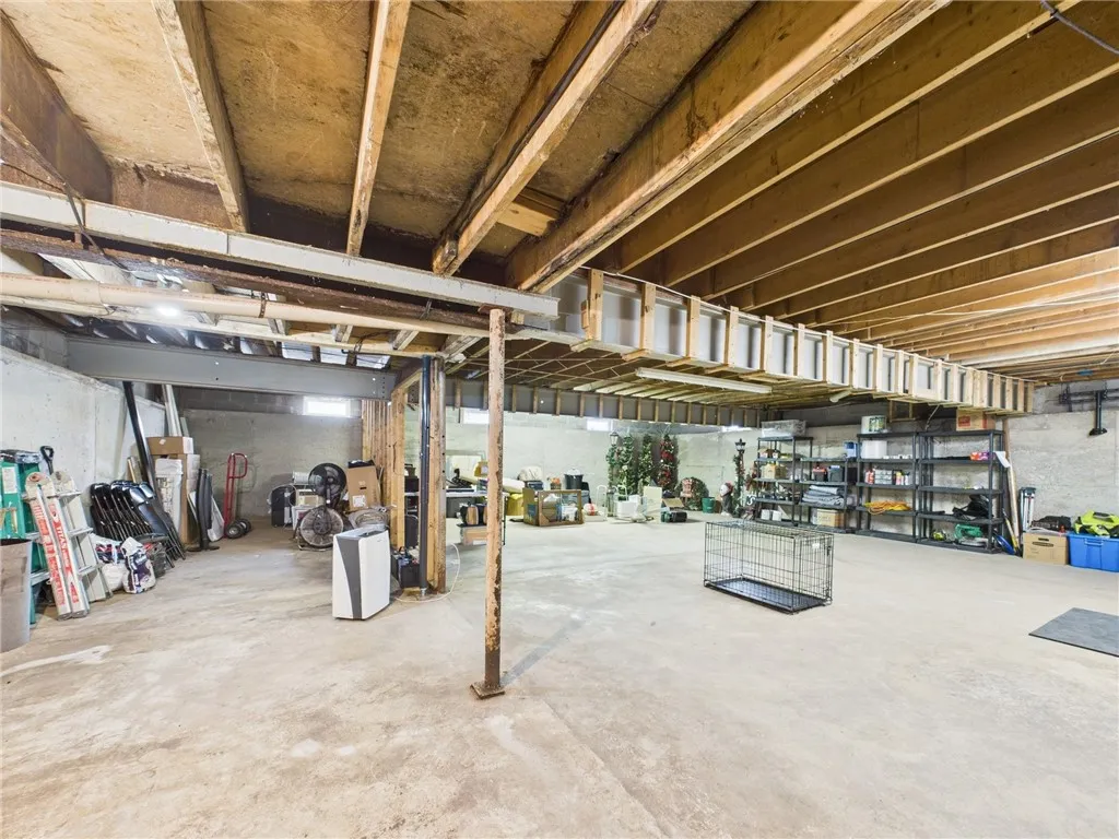3057 North Genesee Street, Geneva Town, New York 1, Geneva Town, New York 14456, 2 Bedrooms Bedrooms, 8 Rooms Rooms,2 BathroomsBathrooms,Residential,For Sale,3057 North Genesee Street, Geneva Town, New York 1,R1598742