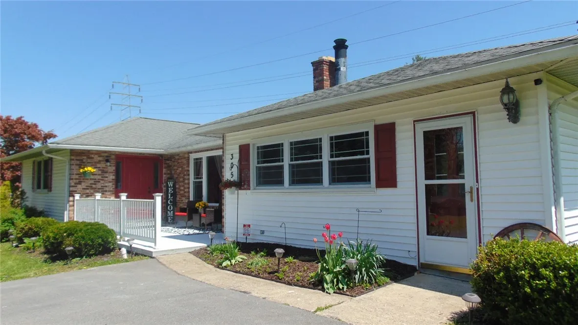 3057 North Genesee Street, Geneva Town, New York 1, Geneva Town, New York 14456, 2 Bedrooms Bedrooms, 8 Rooms Rooms,2 BathroomsBathrooms,Residential,For Sale,3057 North Genesee Street, Geneva Town, New York 1,R1598742