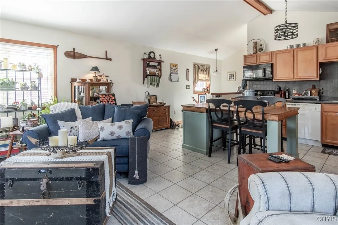 209 West Main Street, Hounsfield, New York 13685, Hounsfield, New York 13685, ,Commercial Sale,Closed,209 West Main Street, Hounsfield, New York 13685,0,S1598590