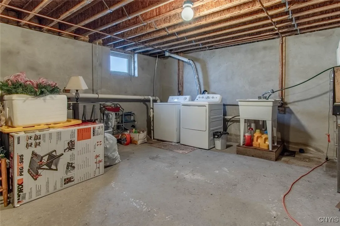 209 West Main Street, Hounsfield, New York 13685, Hounsfield, New York 13685, ,Commercial Sale,Closed,209 West Main Street, Hounsfield, New York 13685,0,S1598590