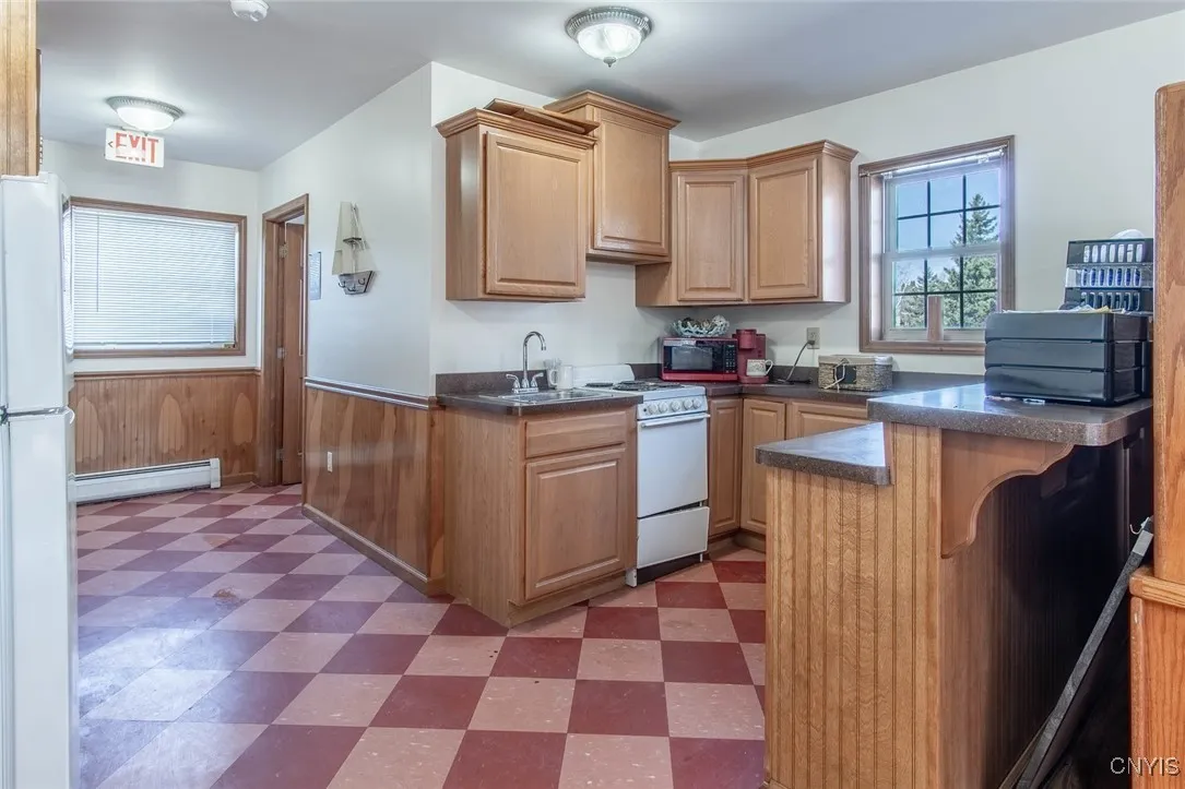 209 West Main Street, Hounsfield, New York 13685, Hounsfield, New York 13685, ,Commercial Sale,Closed,209 West Main Street, Hounsfield, New York 13685,0,S1598590