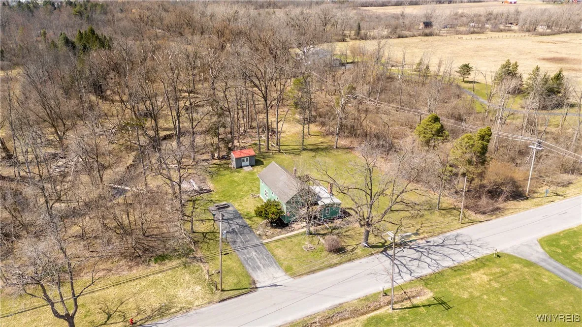 5710 Kraus Road, Clarence, New York 14031, Clarence, New York 14031, 3 Bedrooms Bedrooms, 6 Rooms Rooms,1 BathroomBathrooms,Residential,Closed,5710 Kraus Road, Clarence, New York 14031,0,B1597194