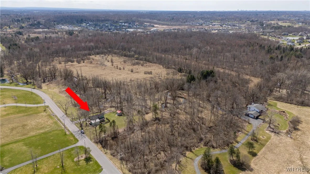 5710 Kraus Road, Clarence, New York 14031, Clarence, New York 14031, 3 Bedrooms Bedrooms, 6 Rooms Rooms,1 BathroomBathrooms,Residential,Closed,5710 Kraus Road, Clarence, New York 14031,0,B1597194