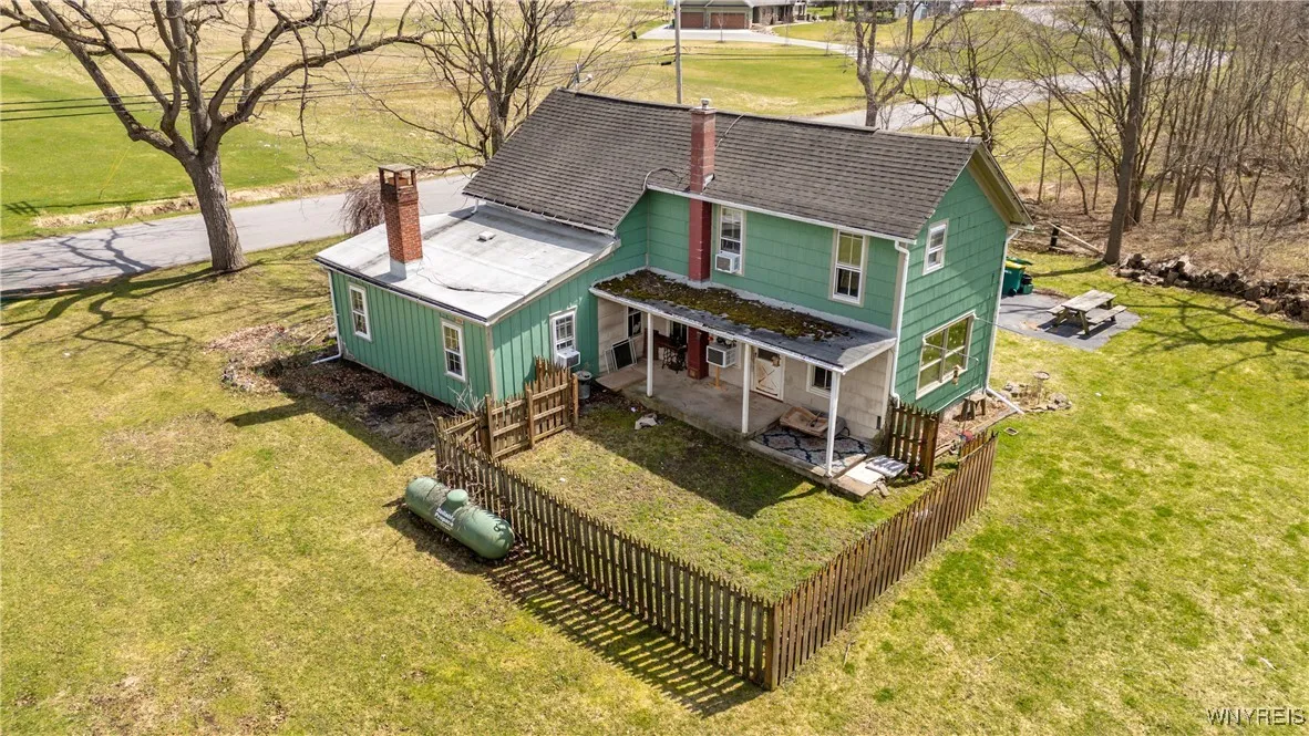 5710 Kraus Road, Clarence, New York 14031, Clarence, New York 14031, 3 Bedrooms Bedrooms, 6 Rooms Rooms,1 BathroomBathrooms,Residential,Closed,5710 Kraus Road, Clarence, New York 14031,0,B1597194