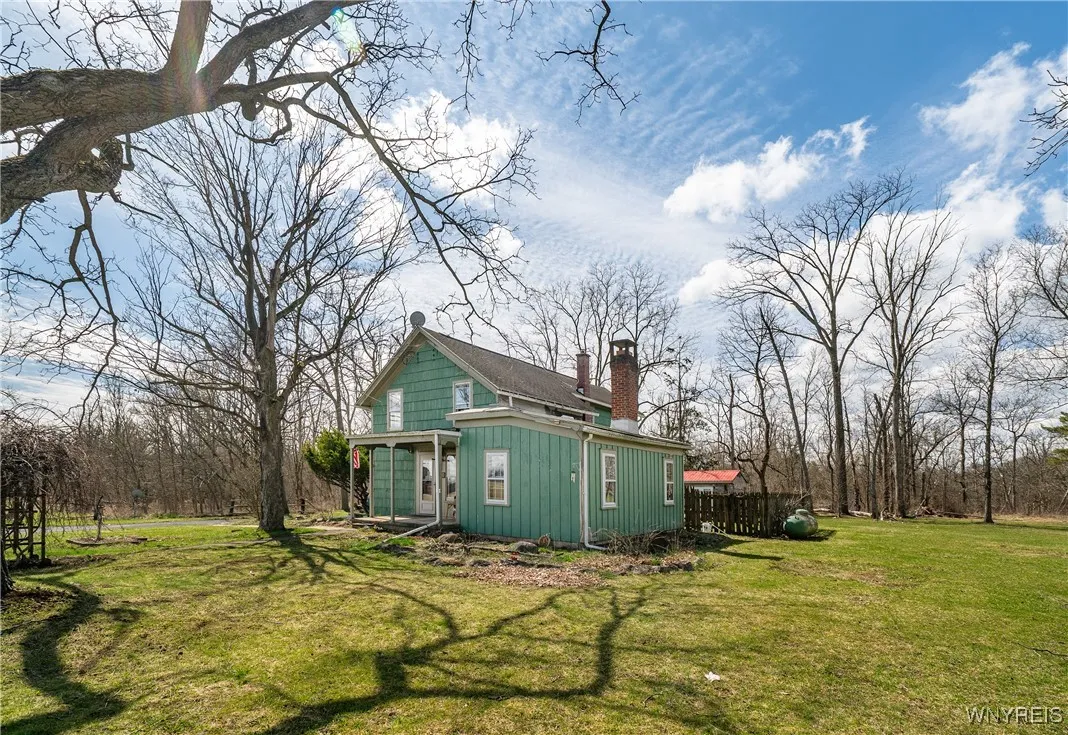 5710 Kraus Road, Clarence, New York 14031, Clarence, New York 14031, 3 Bedrooms Bedrooms, 6 Rooms Rooms,1 BathroomBathrooms,Residential,Closed,5710 Kraus Road, Clarence, New York 14031,0,B1597194