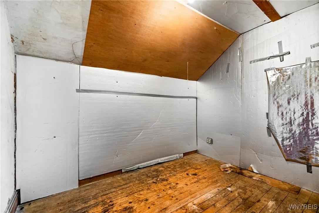 5710 Kraus Road, Clarence, New York 14031, Clarence, New York 14031, 3 Bedrooms Bedrooms, 6 Rooms Rooms,1 BathroomBathrooms,Residential,Closed,5710 Kraus Road, Clarence, New York 14031,0,B1597194