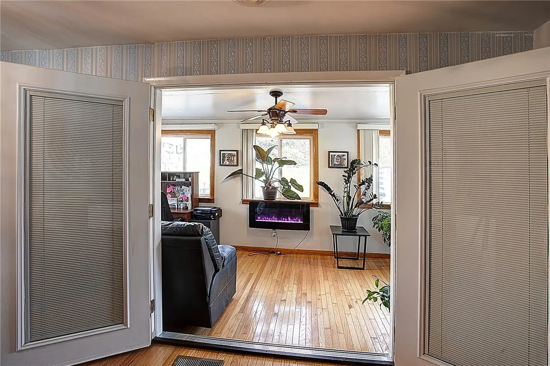 718 White Springs Drive, Geneva-town, New York 144, Geneva Town, New York 14456, 3 Bedrooms Bedrooms, 8 Rooms Rooms,2 BathroomsBathrooms,Residential,Closed,718 White Springs Drive, Geneva-town, New York 144,R1598910