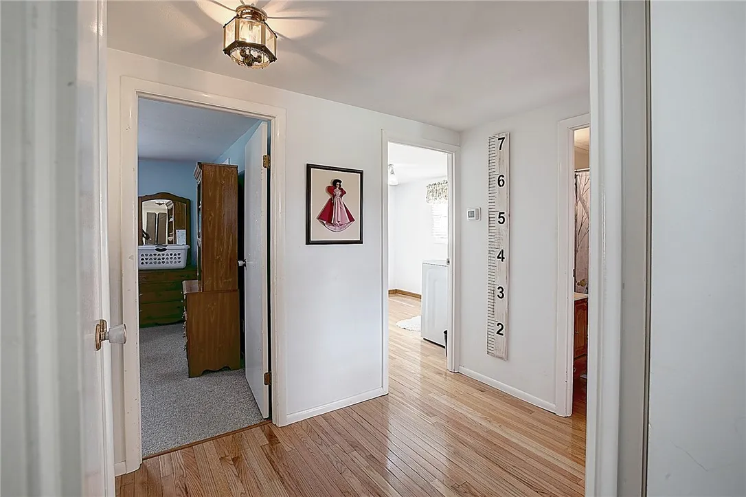 718 White Springs Drive, Geneva-town, New York 144, Geneva Town, New York 14456, 3 Bedrooms Bedrooms, 8 Rooms Rooms,2 BathroomsBathrooms,Residential,Closed,718 White Springs Drive, Geneva-town, New York 144,R1598910