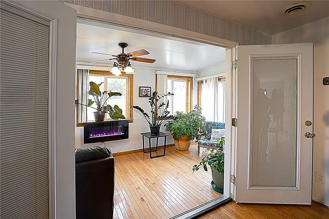 718 White Springs Drive, Geneva-town, New York 144, Geneva Town, New York 14456, 3 Bedrooms Bedrooms, 8 Rooms Rooms,2 BathroomsBathrooms,Residential,Closed,718 White Springs Drive, Geneva-town, New York 144,R1598910