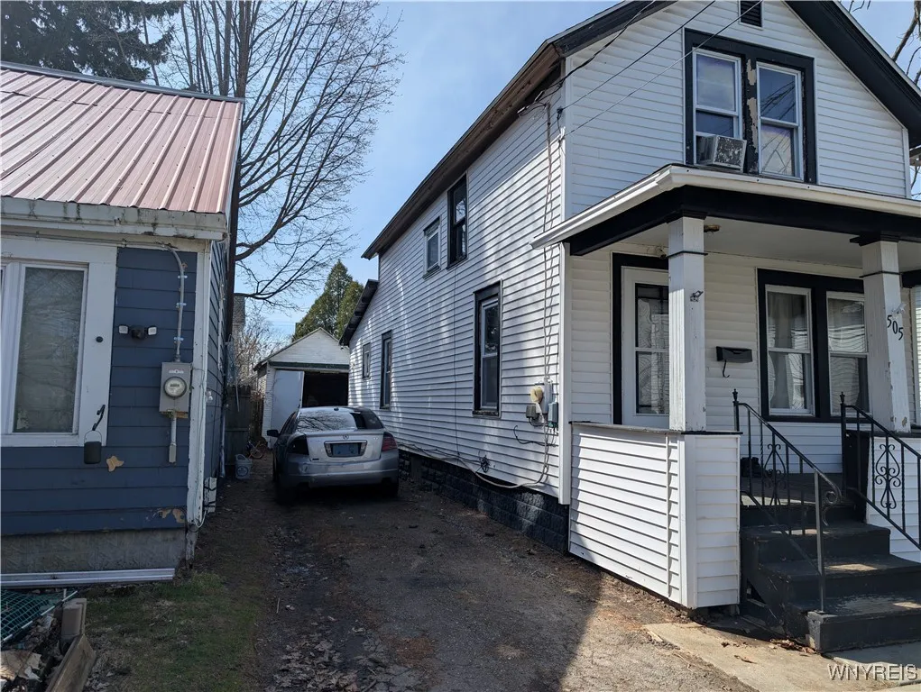 505 Canary Street, Dunkirk-city, New York 14048, Dunkirk, New York 14048, 3 Bedrooms Bedrooms, 7 Rooms Rooms,1 BathroomBathrooms,Residential,Closed,505 Canary Street, Dunkirk-city, New York 14048,0,B1598865
