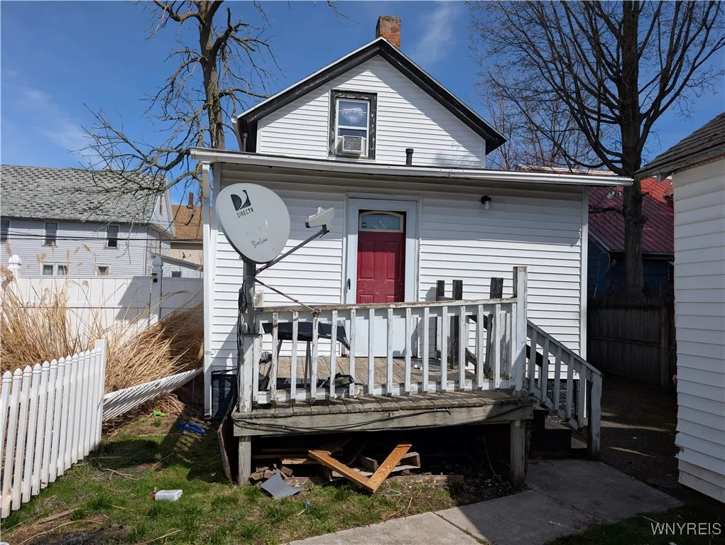 505 Canary Street, Dunkirk-city, New York 14048, Dunkirk, New York 14048, 3 Bedrooms Bedrooms, 7 Rooms Rooms,1 BathroomBathrooms,Residential,Closed,505 Canary Street, Dunkirk-city, New York 14048,0,B1598865
