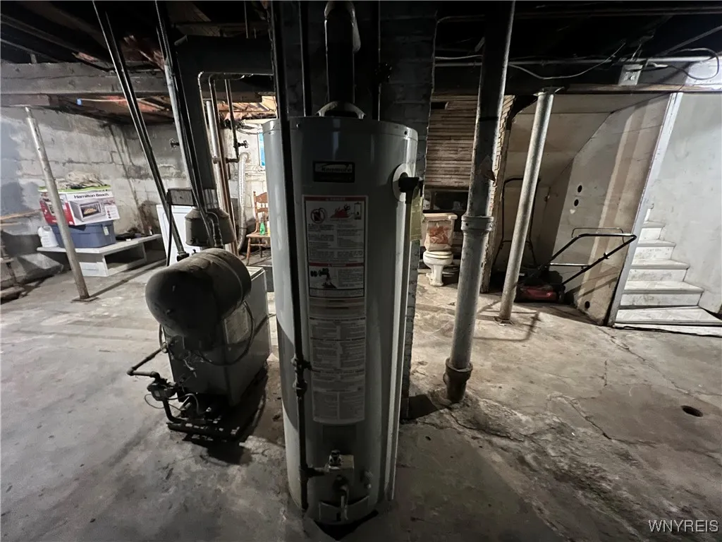1275 Kenmore Avenue, Tonawanda, New York 14217, Tonawanda, New York 14217, 3 Bedrooms Bedrooms, 7 Rooms Rooms,1 BathroomBathrooms,Residential,For Sale,1275 Kenmore Avenue, Tonawanda, New York 14217,B1598831