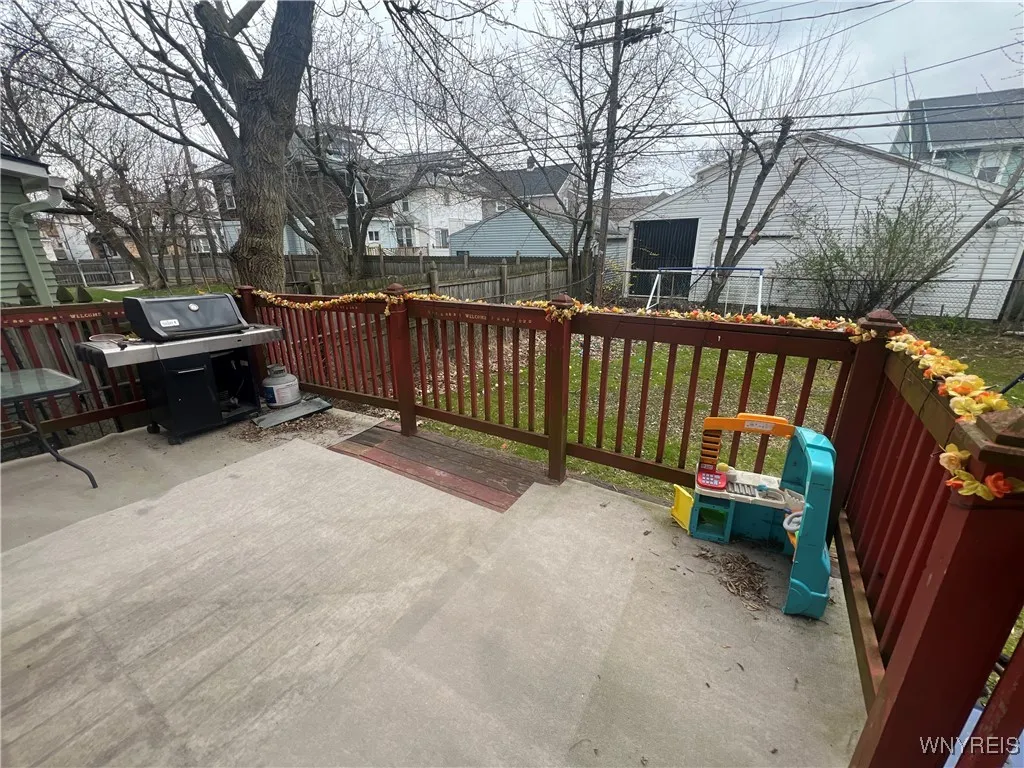 1275 Kenmore Avenue, Tonawanda, New York 14217, Tonawanda, New York 14217, 3 Bedrooms Bedrooms, 7 Rooms Rooms,1 BathroomBathrooms,Residential,For Sale,1275 Kenmore Avenue, Tonawanda, New York 14217,B1598831