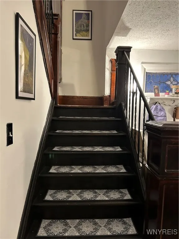 1275 Kenmore Avenue, Tonawanda, New York 14217, Tonawanda, New York 14217, 3 Bedrooms Bedrooms, 7 Rooms Rooms,1 BathroomBathrooms,Residential,For Sale,1275 Kenmore Avenue, Tonawanda, New York 14217,B1598831