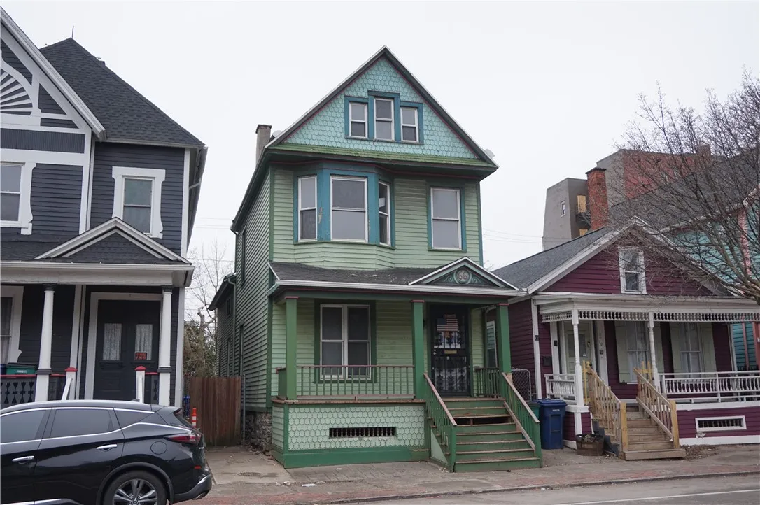 Buffalo, New York 14201, 3 Bedrooms Bedrooms, 7 Rooms Rooms,2 BathroomsBathrooms,Residential,Closed,R1599027