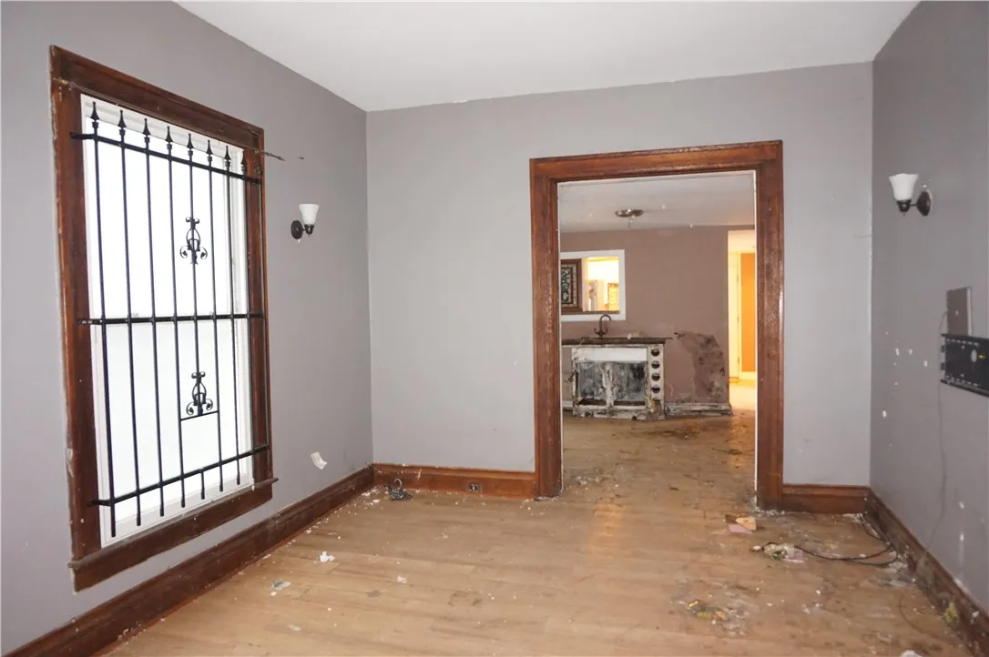 Buffalo, New York 14201, 3 Bedrooms Bedrooms, 7 Rooms Rooms,2 BathroomsBathrooms,Residential,Closed,R1599027