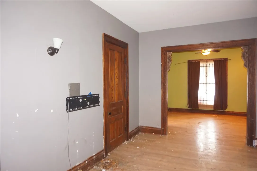 Buffalo, New York 14201, 3 Bedrooms Bedrooms, 7 Rooms Rooms,2 BathroomsBathrooms,Residential,Closed,R1599027