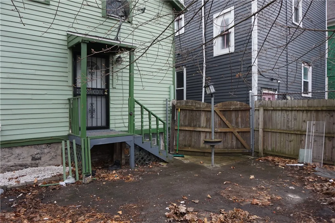 Buffalo, New York 14201, 3 Bedrooms Bedrooms, 7 Rooms Rooms,2 BathroomsBathrooms,Residential,Closed,R1599027