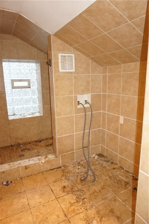 Buffalo, New York 14201, 3 Bedrooms Bedrooms, 7 Rooms Rooms,2 BathroomsBathrooms,Residential,Closed,R1599027