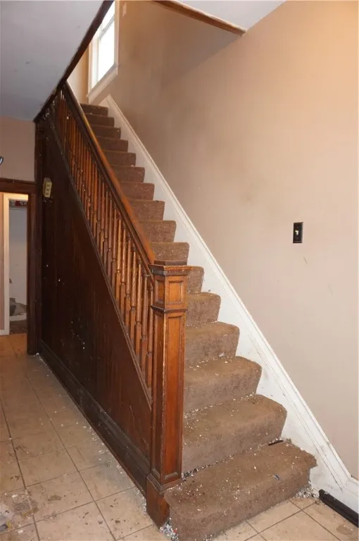Buffalo, New York 14201, 3 Bedrooms Bedrooms, 7 Rooms Rooms,2 BathroomsBathrooms,Residential,Closed,R1599027