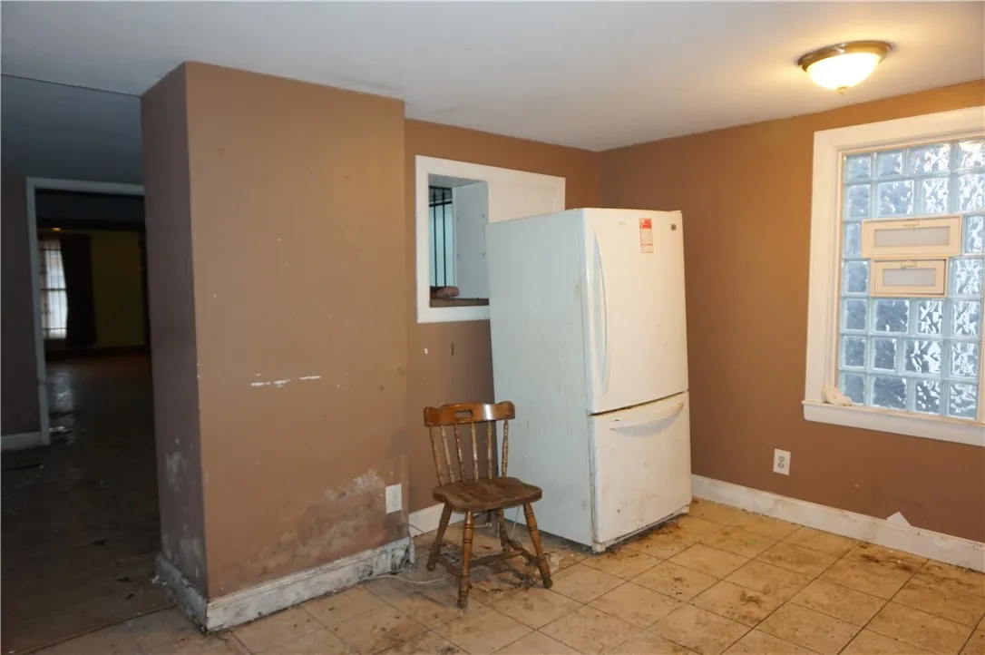 Buffalo, New York 14201, 3 Bedrooms Bedrooms, 7 Rooms Rooms,2 BathroomsBathrooms,Residential,Closed,R1599027