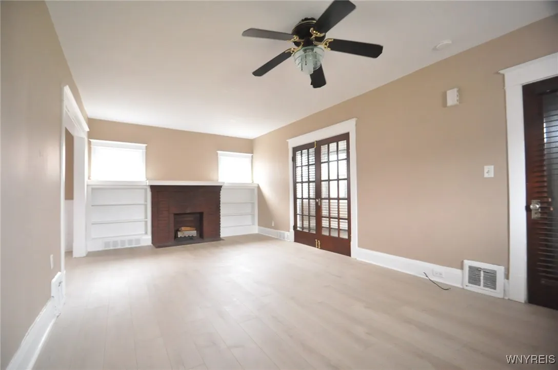 333 Getzville Road, Amherst, New York 14226, Amherst, New York 14226, 3 Bedrooms Bedrooms, 8 Rooms Rooms,1 BathroomBathrooms,Residential Lease,For Rent,333 Getzville Road, Amherst, New York 14226,B1599144