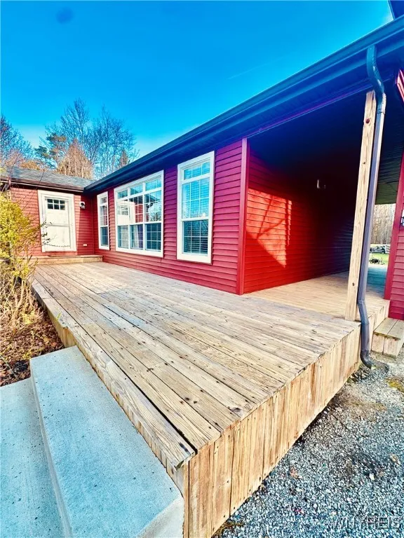 Entrance to front porch and breezeway.