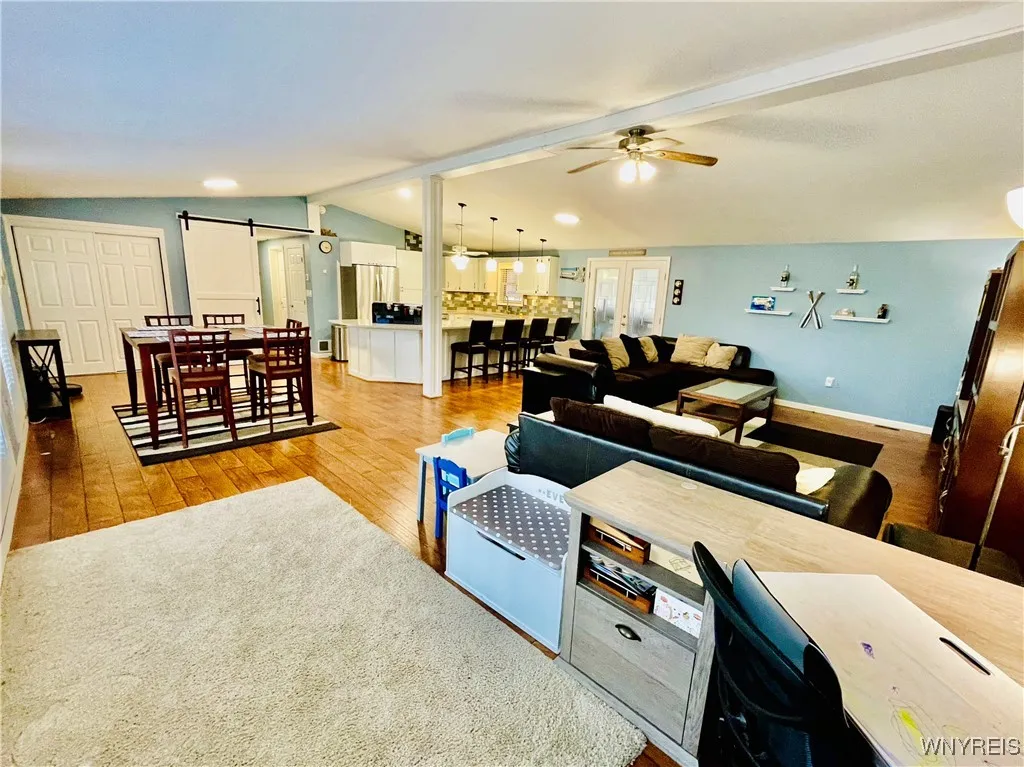The spacious layout allows you to arrange the rooms however you like.