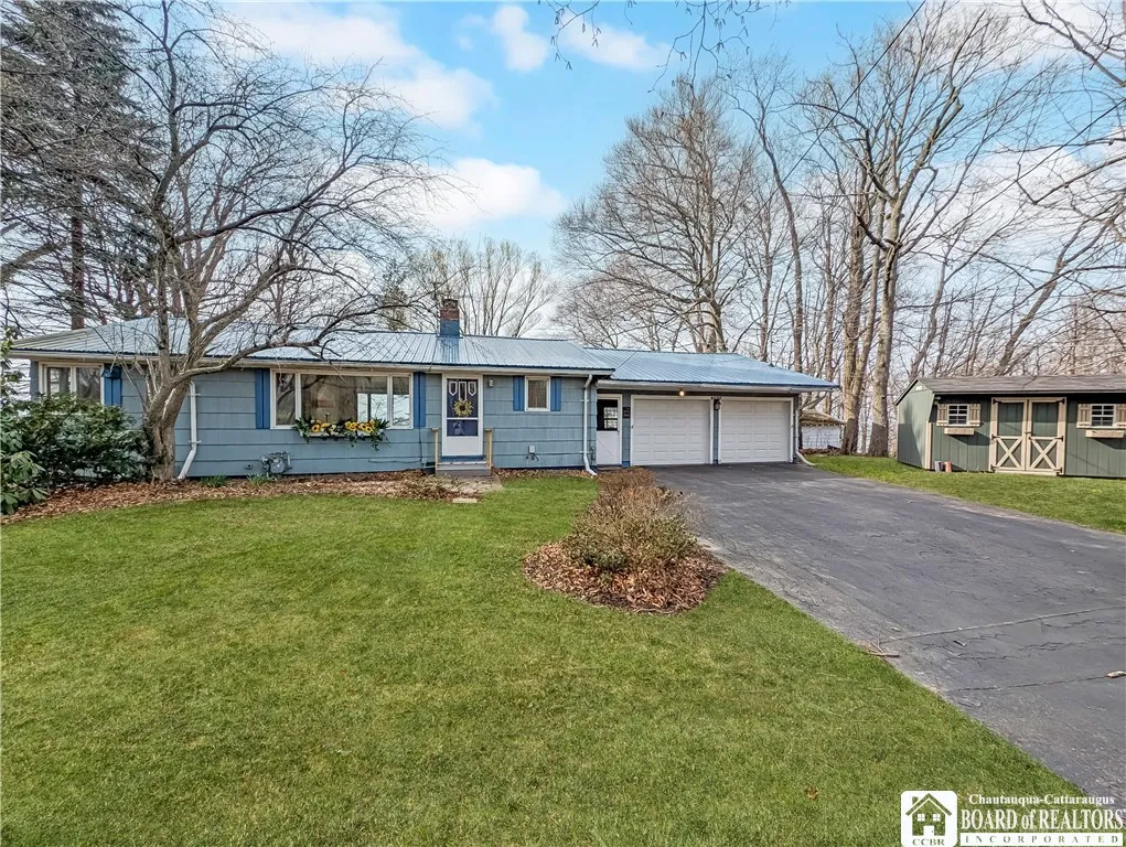 6032 Route 5, Portland, New York 14716, Portland, New York 14716, 2 Bedrooms Bedrooms, 8 Rooms Rooms,1 BathroomBathrooms,Residential,Closed,6032 Route 5, Portland, New York 14716,0,R1598987