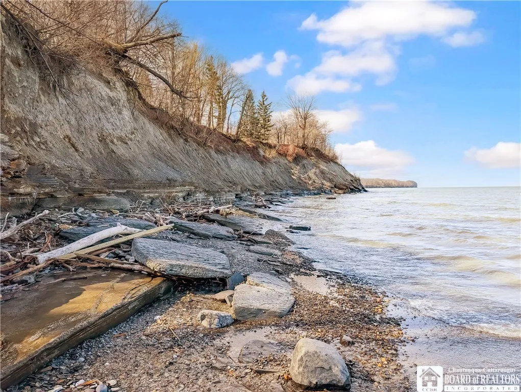 6032 Route 5, Portland, New York 14716, Portland, New York 14716, 2 Bedrooms Bedrooms, 8 Rooms Rooms,1 BathroomBathrooms,Residential,Closed,6032 Route 5, Portland, New York 14716,0,R1598987