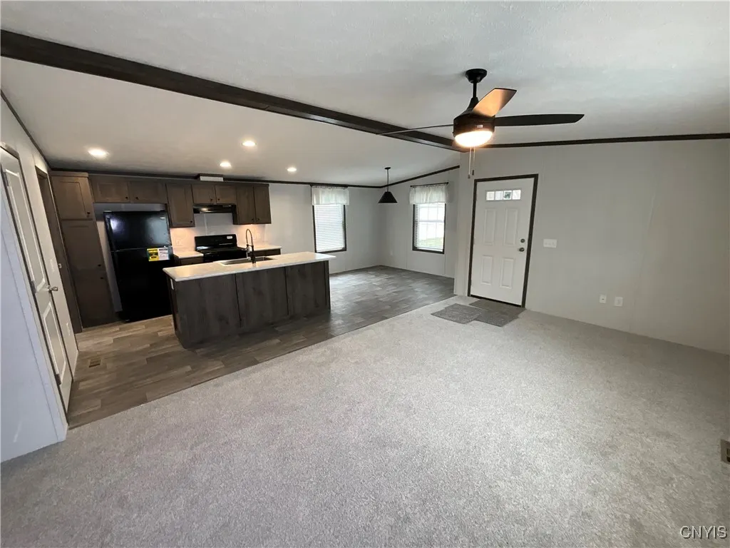 Living room, Kitchen and dinning room