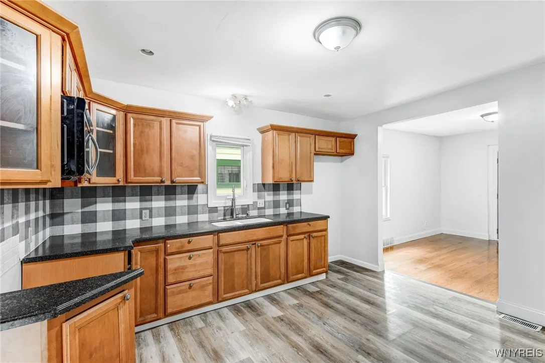 109 Harlem Road, West Seneca, New York 14224, West Seneca, New York 14224, 4 Bedrooms Bedrooms, ,2 BathroomsBathrooms,Residential,Closed,109 Harlem Road, West Seneca, New York 14224,0,B1599280