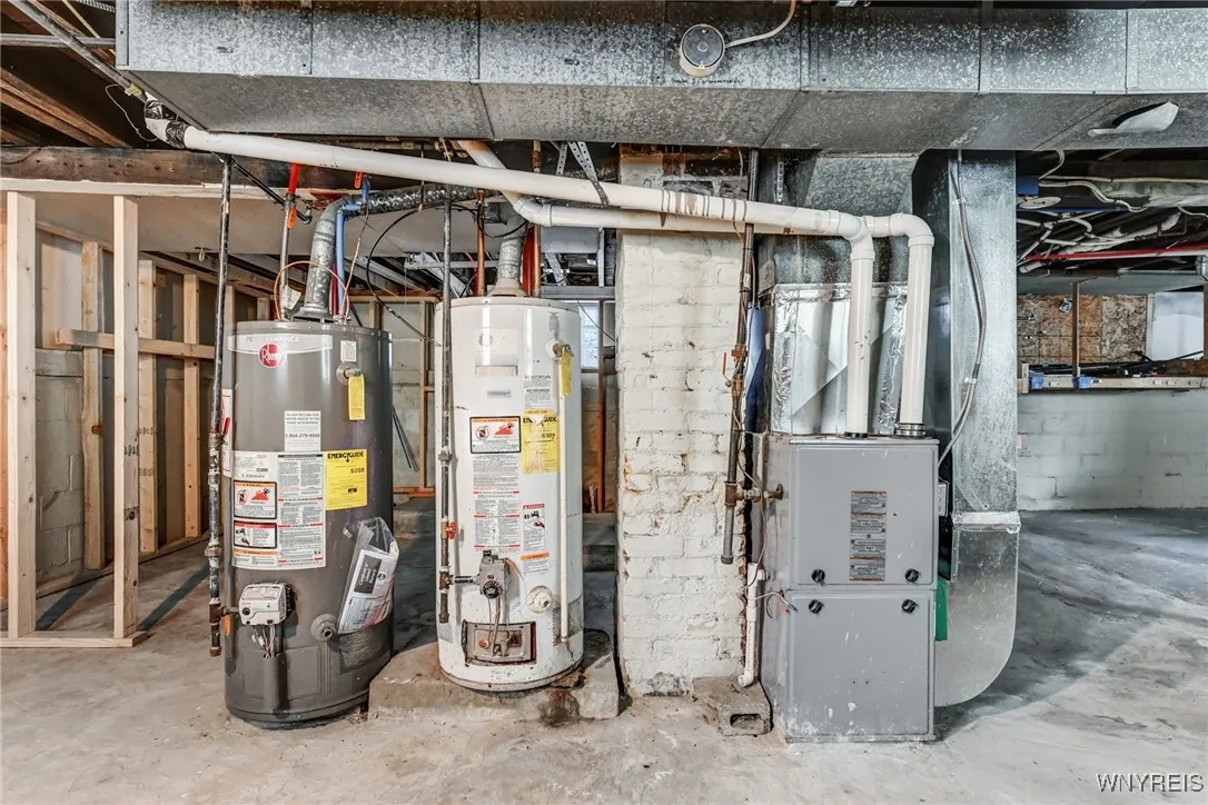 109 Harlem Road, West Seneca, New York 14224, West Seneca, New York 14224, 4 Bedrooms Bedrooms, ,2 BathroomsBathrooms,Residential,Closed,109 Harlem Road, West Seneca, New York 14224,0,B1599280