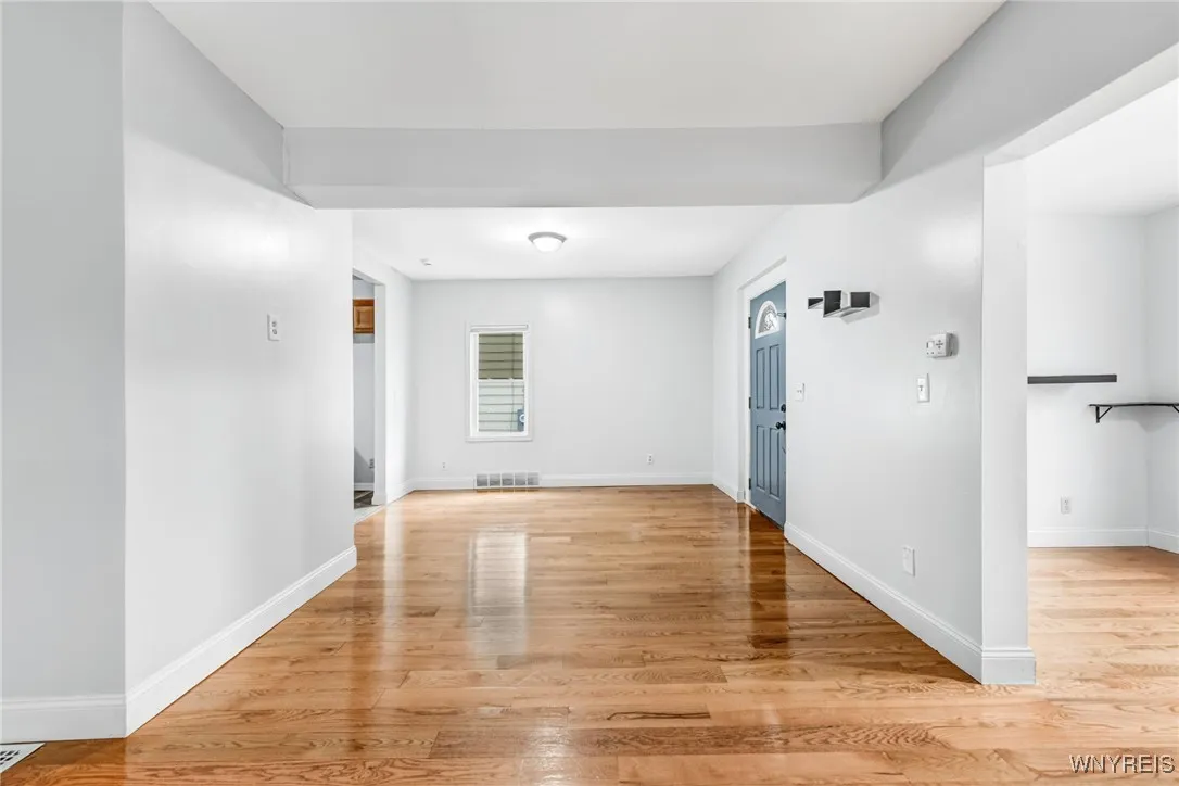 109 Harlem Road, West Seneca, New York 14224, West Seneca, New York 14224, 4 Bedrooms Bedrooms, ,2 BathroomsBathrooms,Residential,Closed,109 Harlem Road, West Seneca, New York 14224,0,B1599280