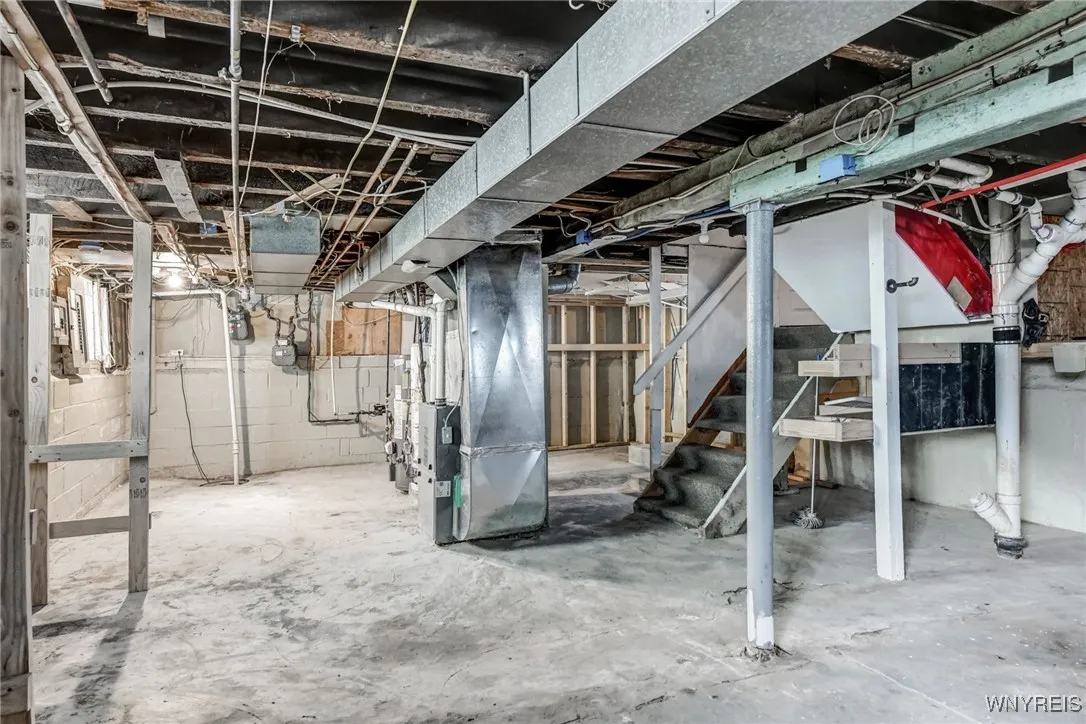 109 Harlem Road, West Seneca, New York 14224, West Seneca, New York 14224, 4 Bedrooms Bedrooms, ,2 BathroomsBathrooms,Residential,Closed,109 Harlem Road, West Seneca, New York 14224,0,B1599280