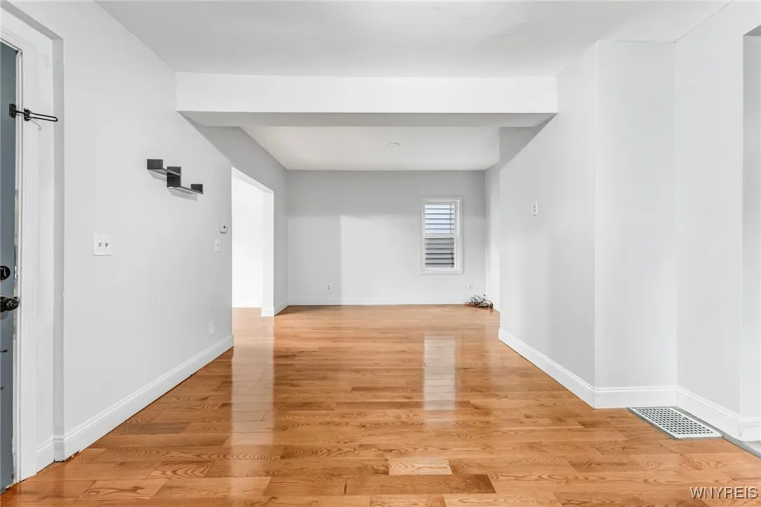 109 Harlem Road, West Seneca, New York 14224, West Seneca, New York 14224, 4 Bedrooms Bedrooms, ,2 BathroomsBathrooms,Residential,Closed,109 Harlem Road, West Seneca, New York 14224,0,B1599280