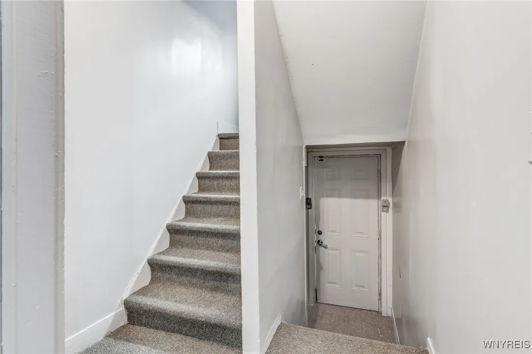 109 Harlem Road, West Seneca, New York 14224, West Seneca, New York 14224, 4 Bedrooms Bedrooms, ,2 BathroomsBathrooms,Residential,Closed,109 Harlem Road, West Seneca, New York 14224,0,B1599280