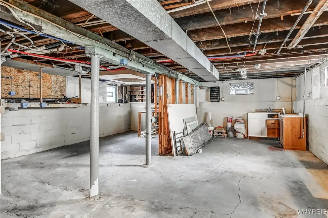 109 Harlem Road, West Seneca, New York 14224, West Seneca, New York 14224, 4 Bedrooms Bedrooms, ,2 BathroomsBathrooms,Residential,Closed,109 Harlem Road, West Seneca, New York 14224,0,B1599280