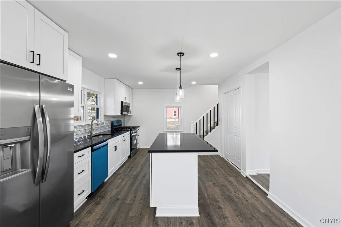 53 Owasco Street, Auburn, New York 13021, Auburn, New York 13021, 3 Bedrooms Bedrooms, 5 Rooms Rooms,1 BathroomBathrooms,Residential,For Sale,53 Owasco Street, Auburn, New York 13021,0,S1598560